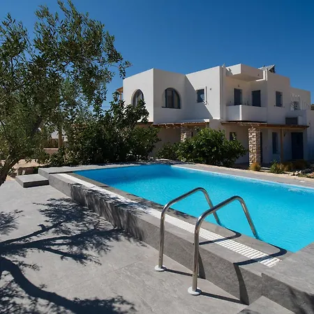 La Maison - Two Private Apartments, One With Private Pool Casa de Férias