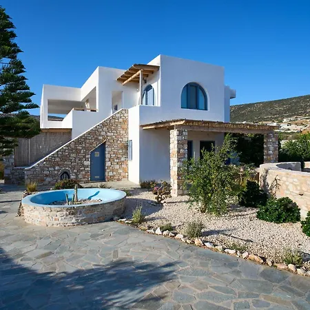 La Maison - Two Private Apartments, One With Private Pool * Alikí