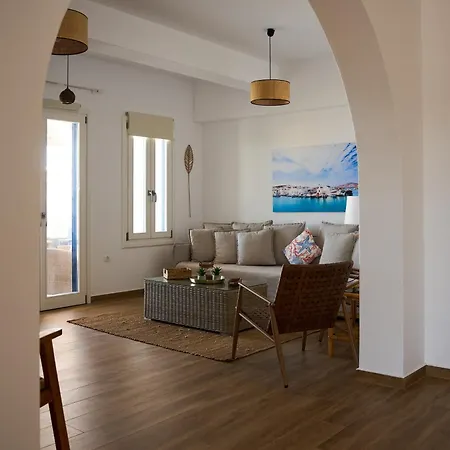 La Maison - Two Private Apartments, One With Private Pool Alikí