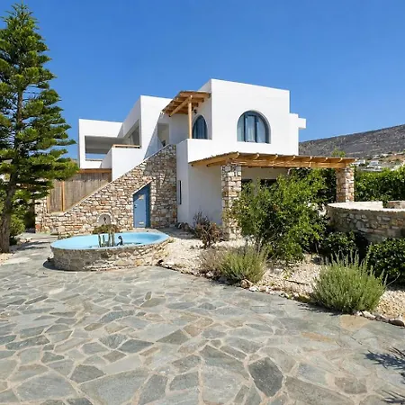 La Maison - Two Private Apartments, One With Private Pool